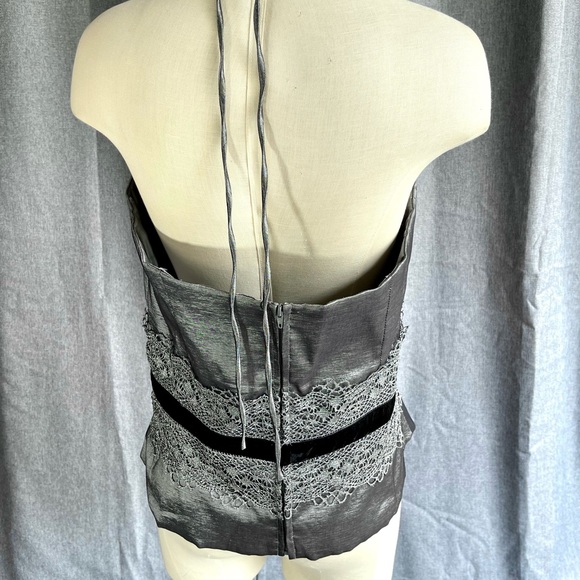 Gorgeous! 😍 Cachet silver corset look formal halter top - size 16 - Picture 5 of 6
